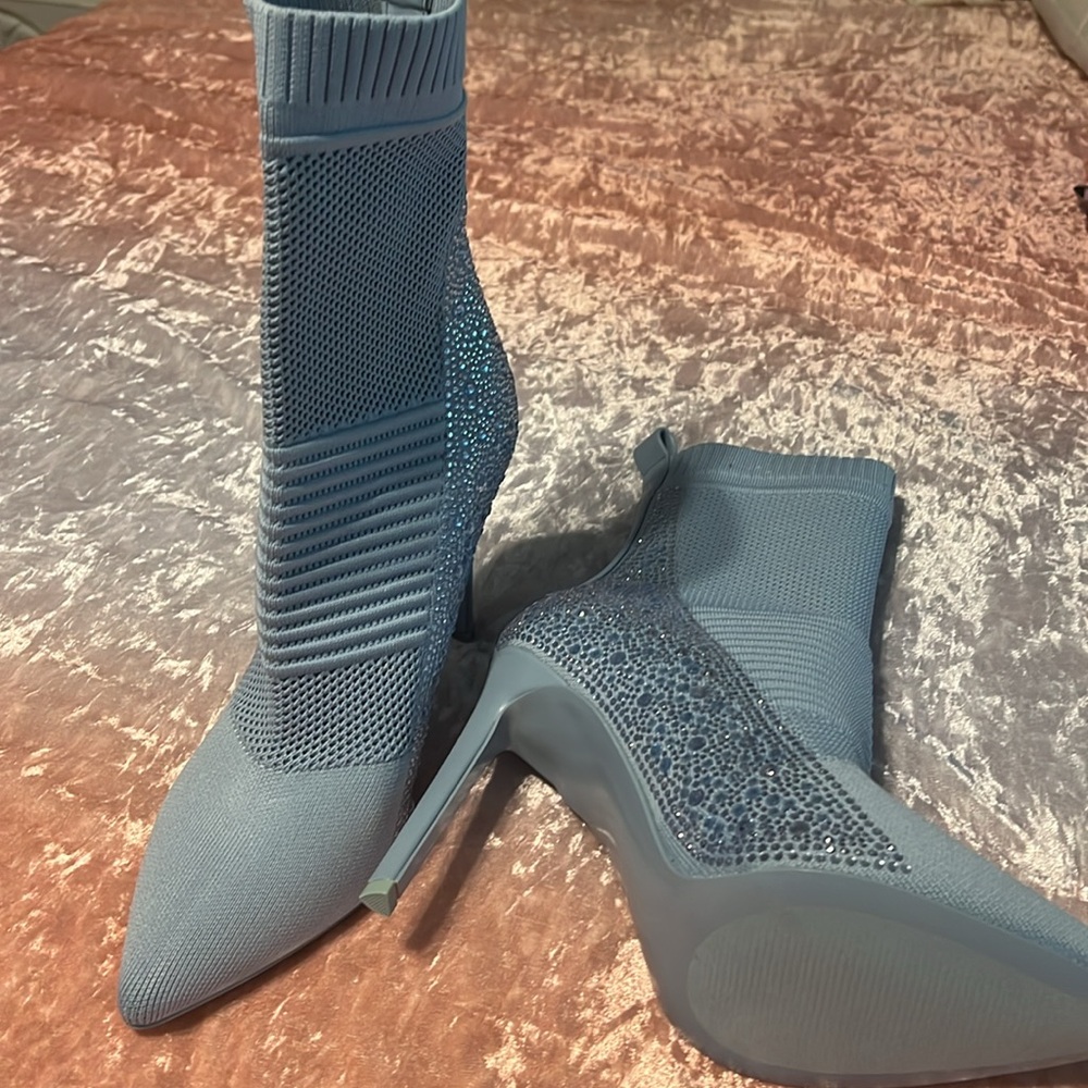 Steve Madden Stylish Light Blue Knit Sock Boots – Pointed Toe & Block Heel